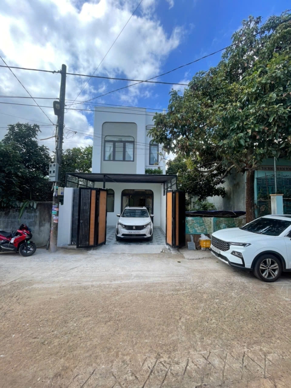 Bán nhà đẹp hẻm 68 Trường Sơn, P Thống Nhất, Gia Lai